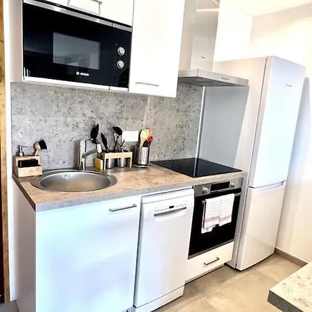 Acces Mer, 2-4 Pers Sur *